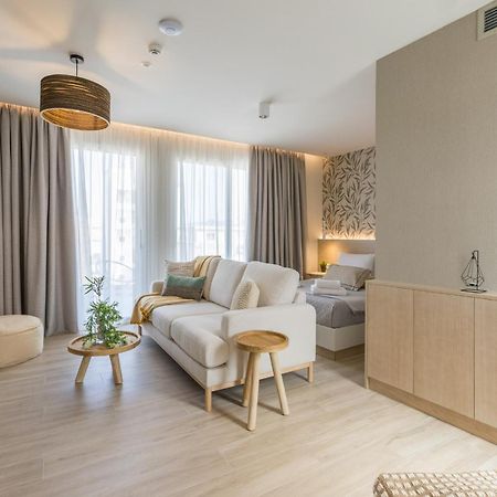 The Mediterranean Suites Piraeus Luaran gambar