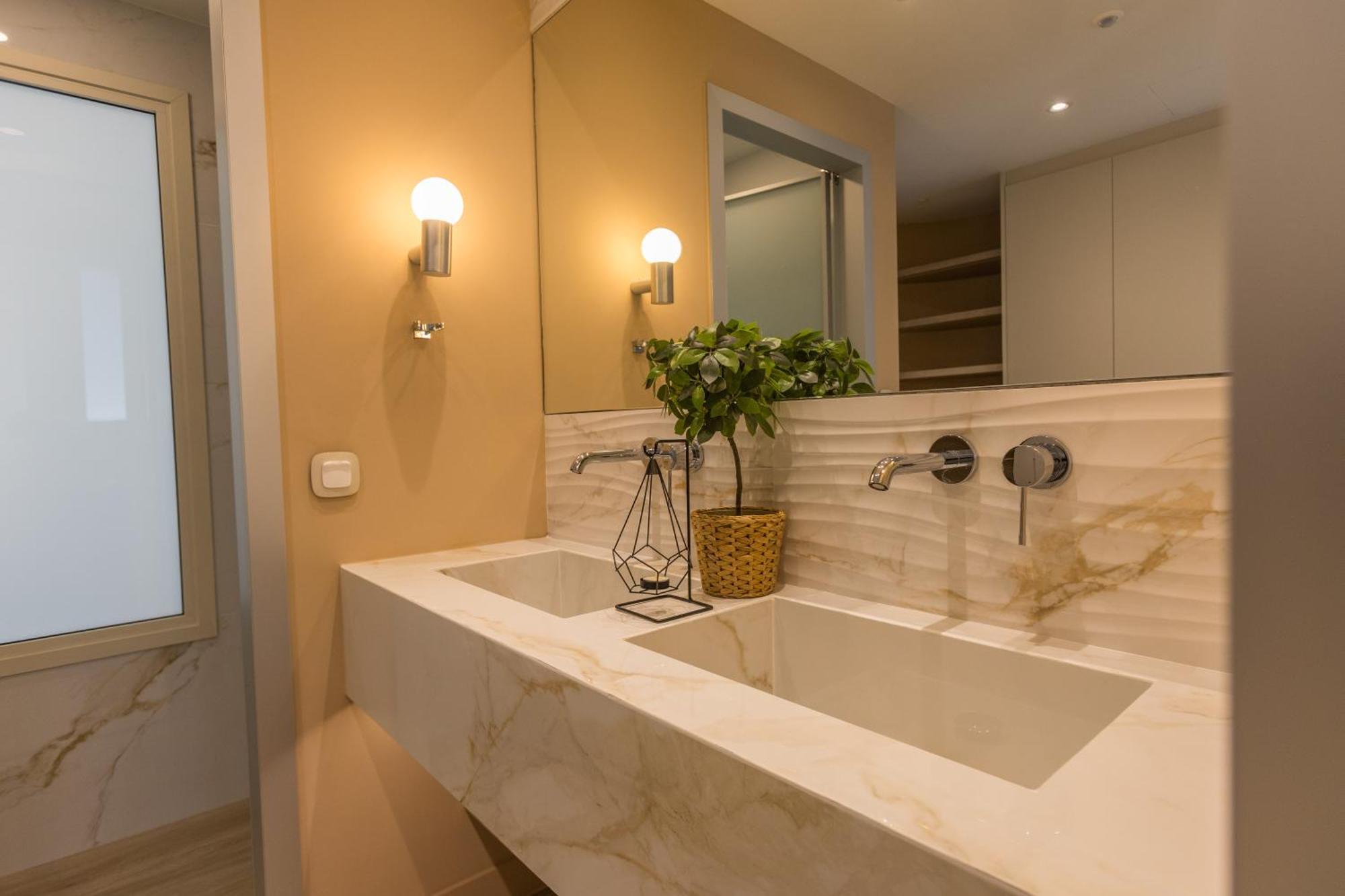 The Mediterranean Suites Piraeus Luaran gambar
