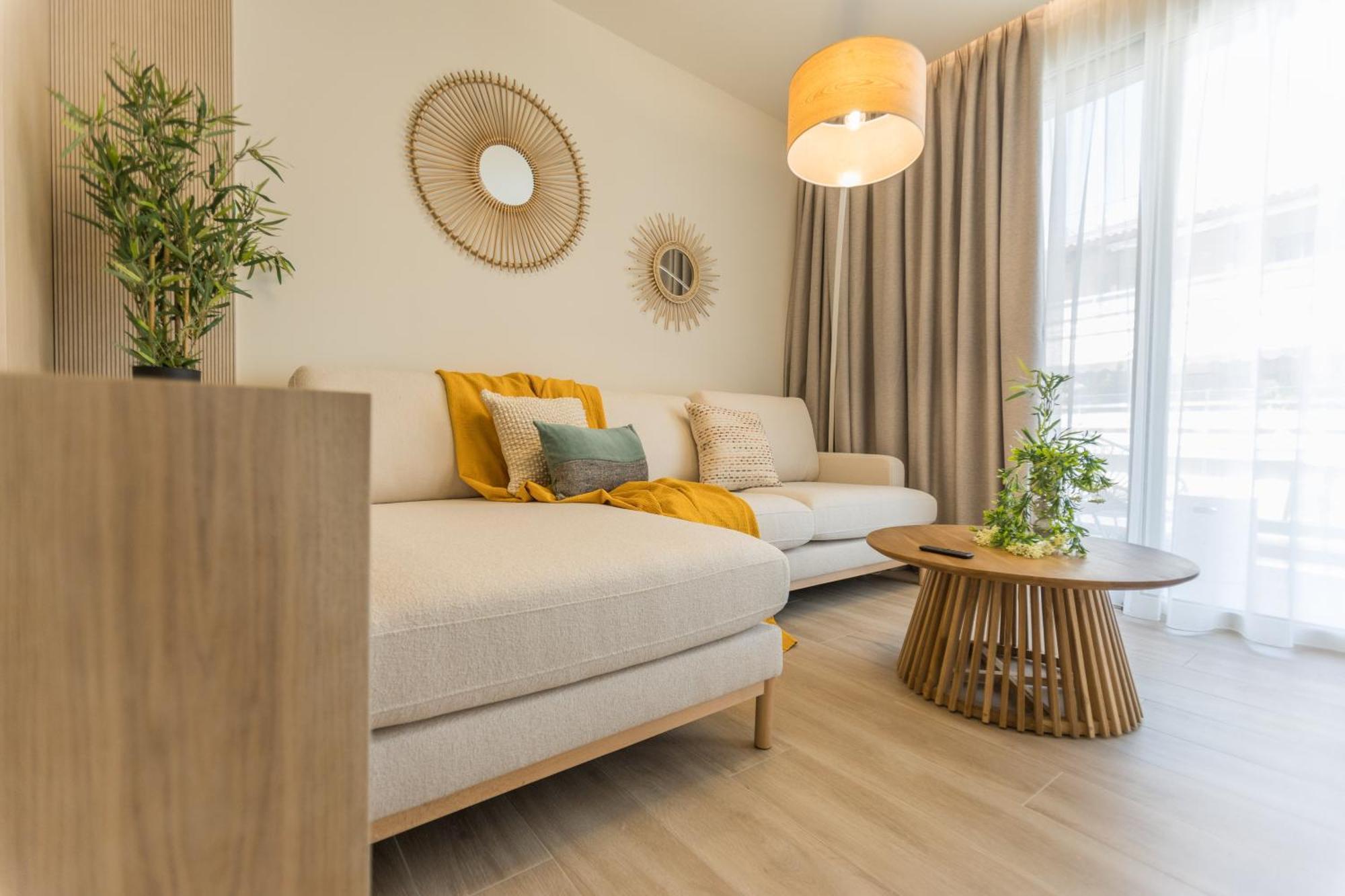 The Mediterranean Suites Piraeus Luaran gambar