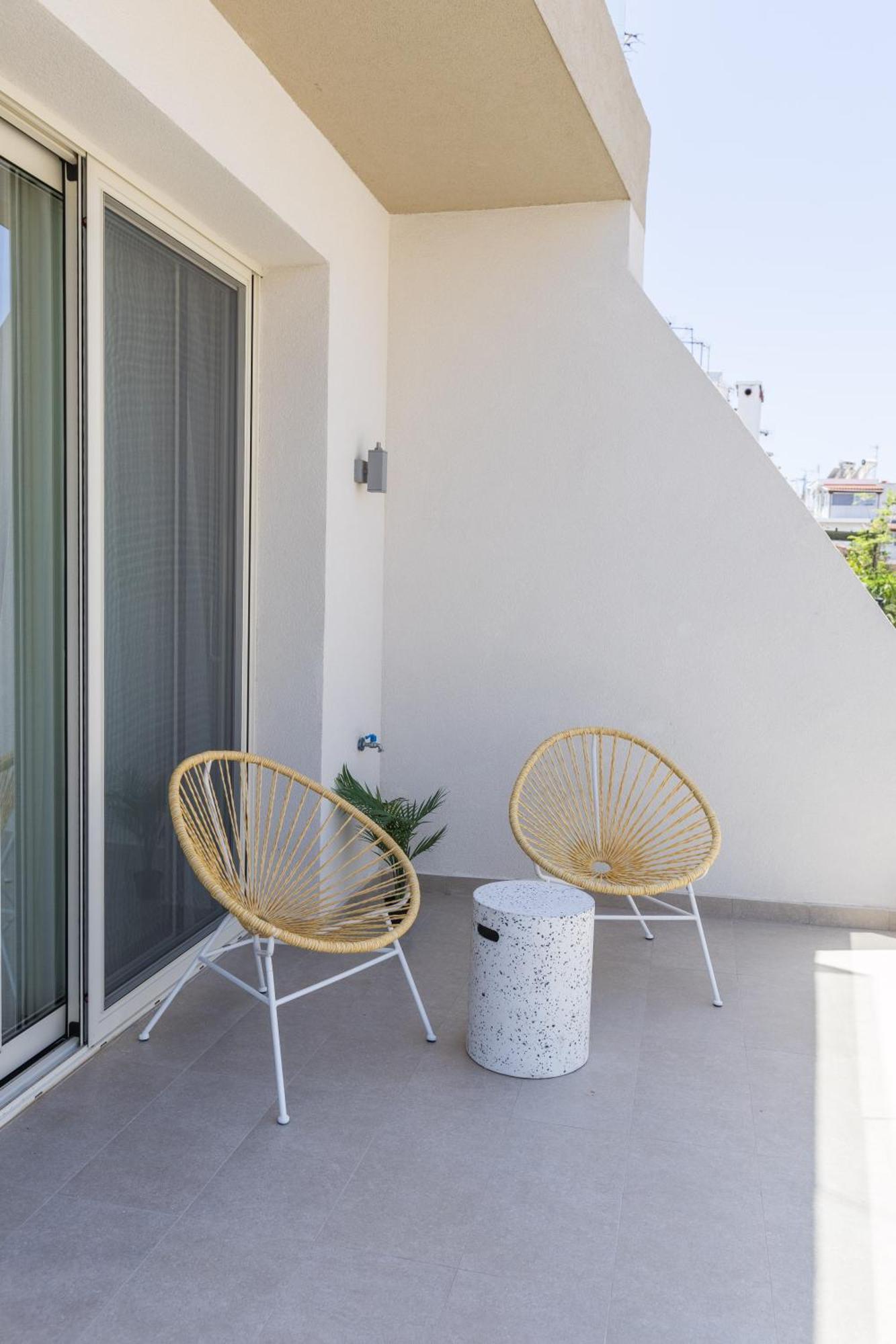 The Mediterranean Suites Piraeus Luaran gambar