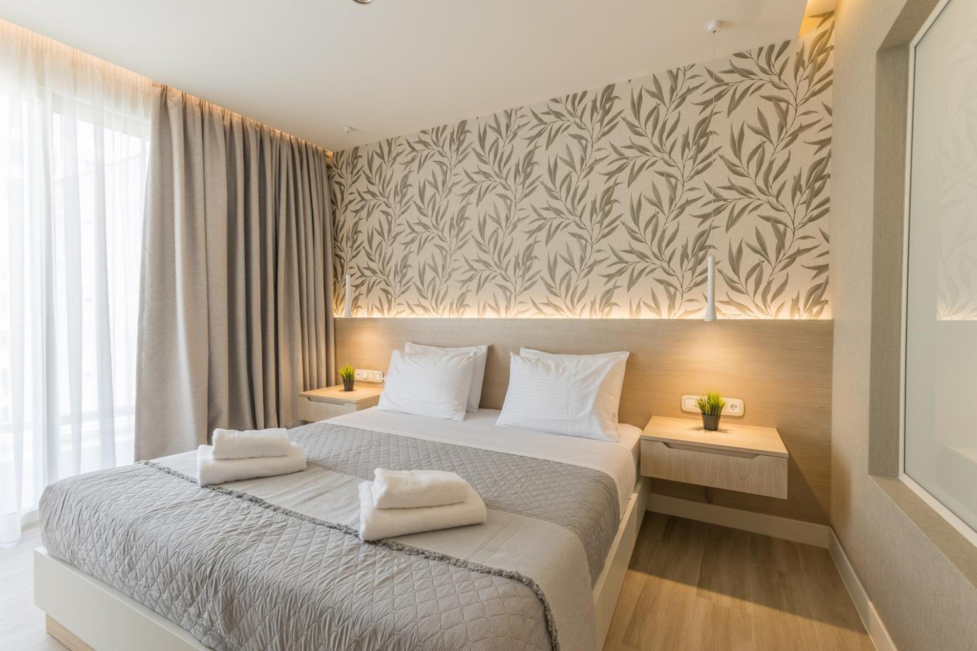 The Mediterranean Suites Piraeus Luaran gambar