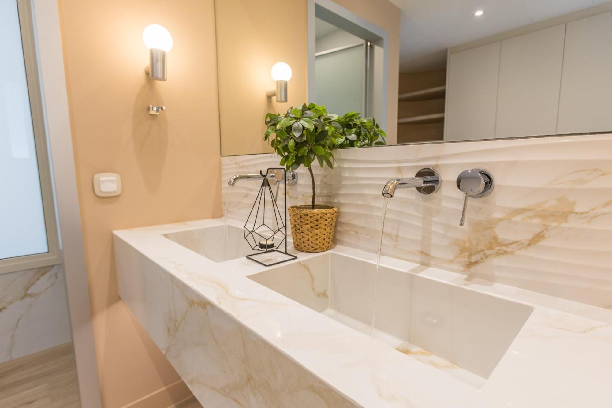 The Mediterranean Suites Piraeus Luaran gambar