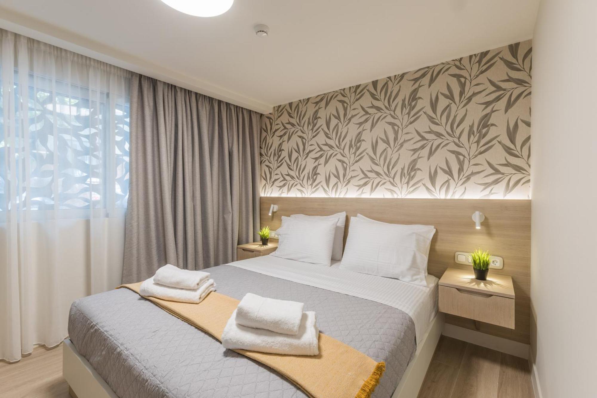 The Mediterranean Suites Piraeus Luaran gambar
